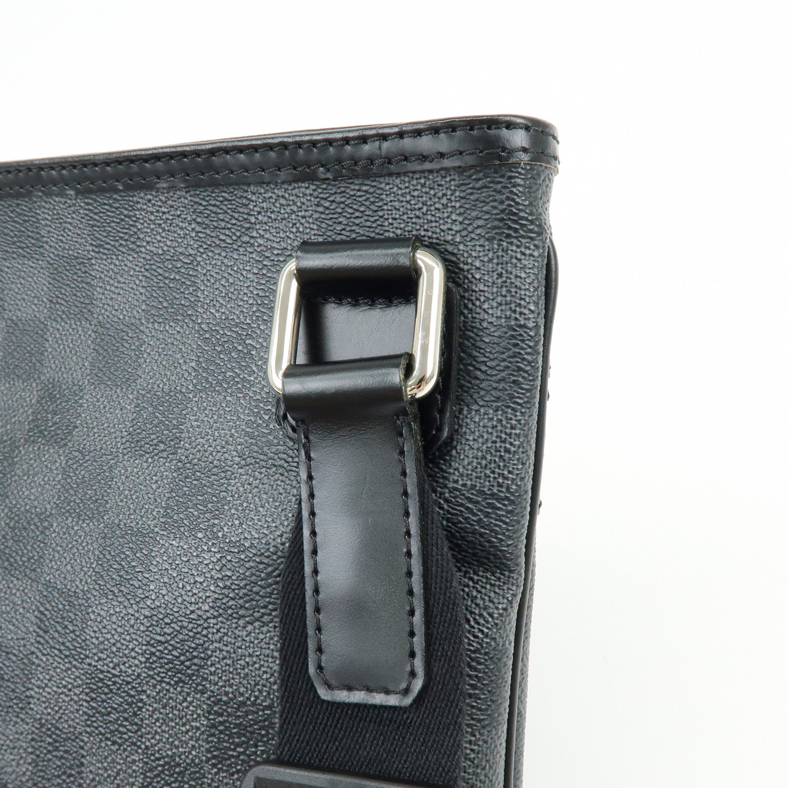 Louis Vuitton Damier Graphite Thomas Shoulder Crossbody Bag N58028