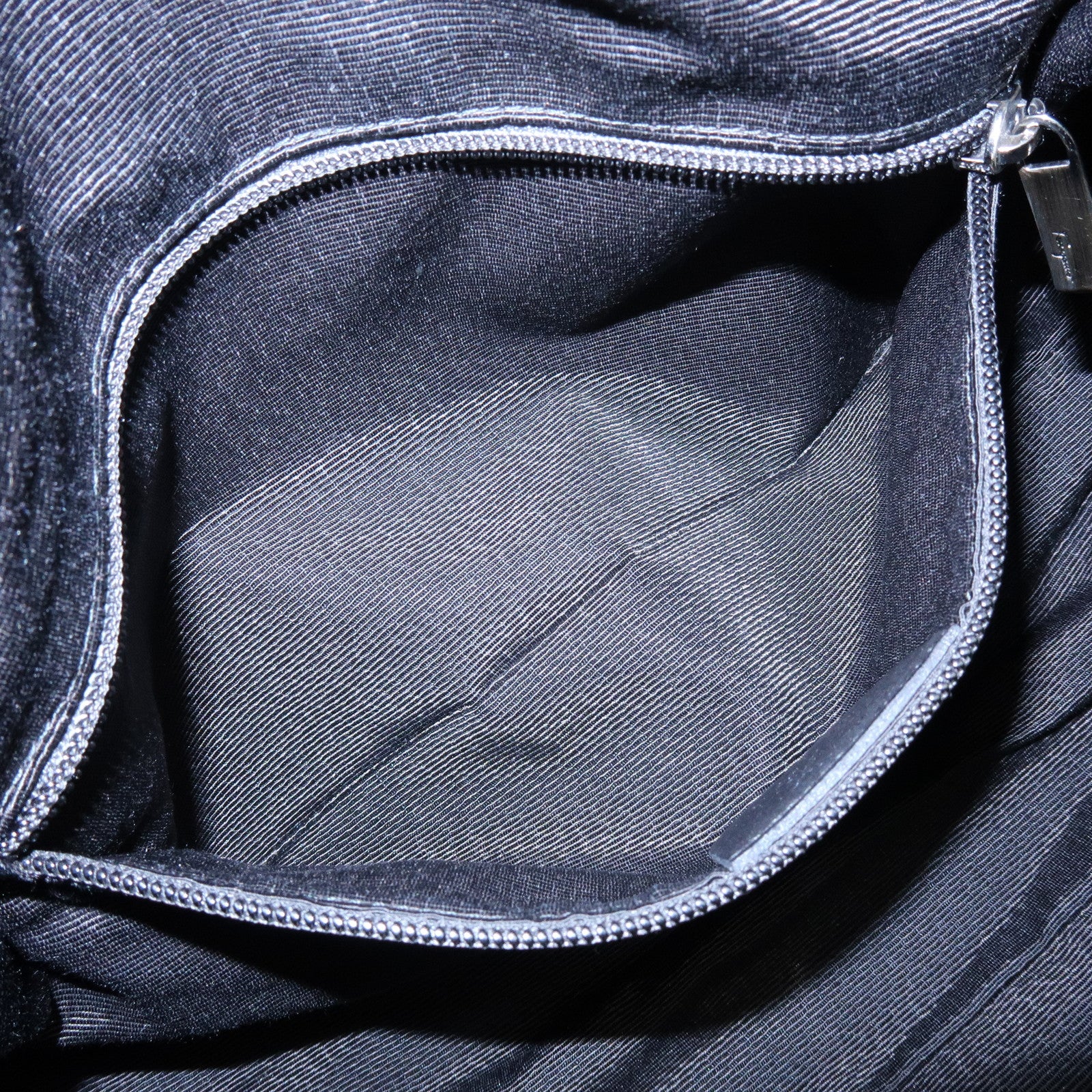 Ferragamo Vara Ribbon Leather Tote Bag Hand Bag Black