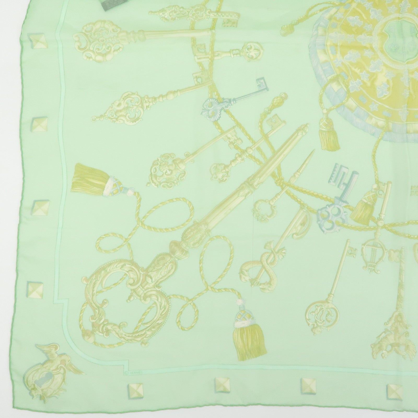 HERMES Carre 90 Silk 100% Scarf LES CLES THE KEYS RARE Light Green