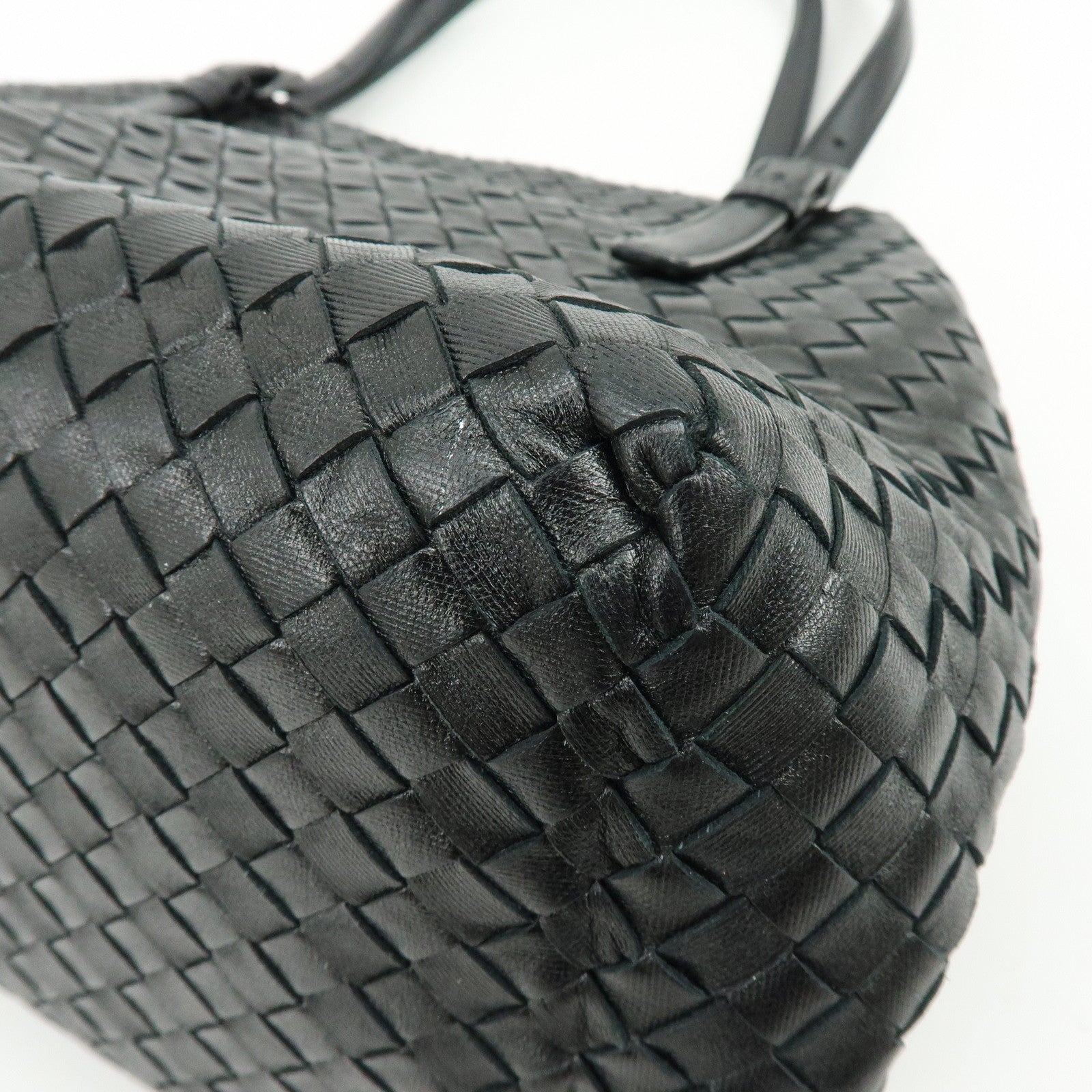 BOTTEGA VENETA Intrecciato Chester Leather Shoulder Bag Tote Bag Black