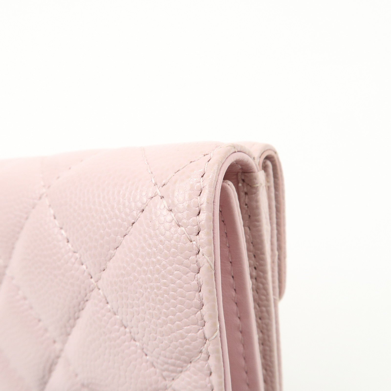 CHANEL Matelasse Caviarskin Classic Small Flap Wallet AP0230 Used