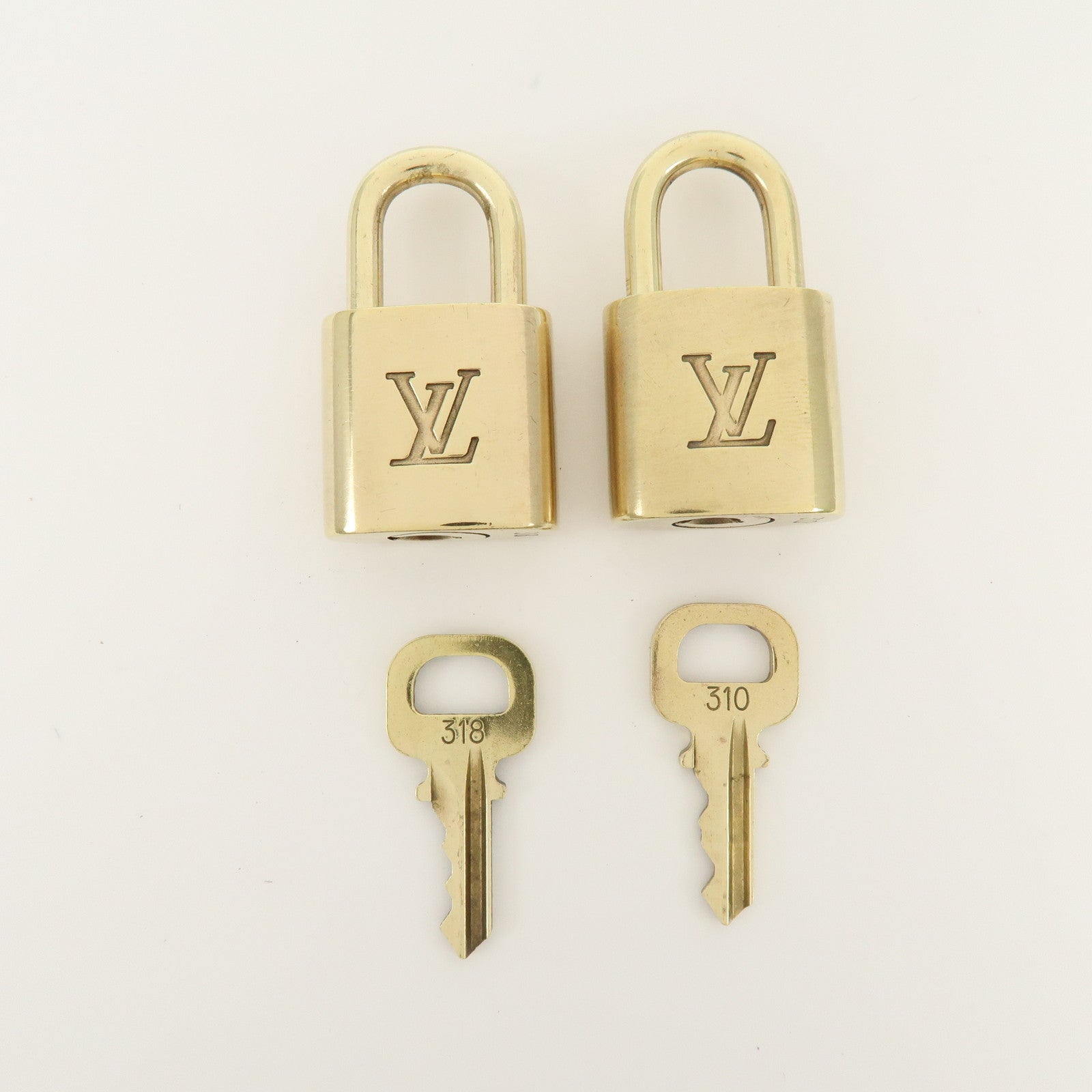 Louis Vuitton Set of 10 Metal Lock & Key Cadena Key Lock Gold