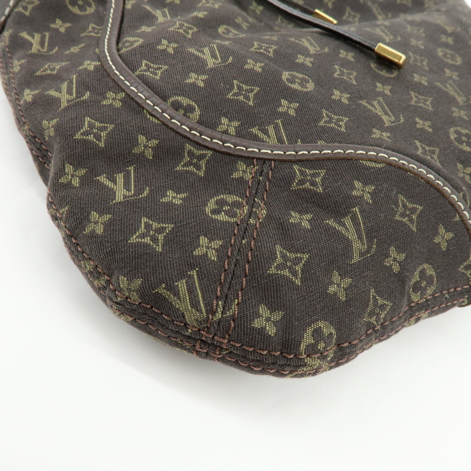 Louis Vuitton Monogram Mini Lin Manon PM Shoulder Bag Ebene M95621
