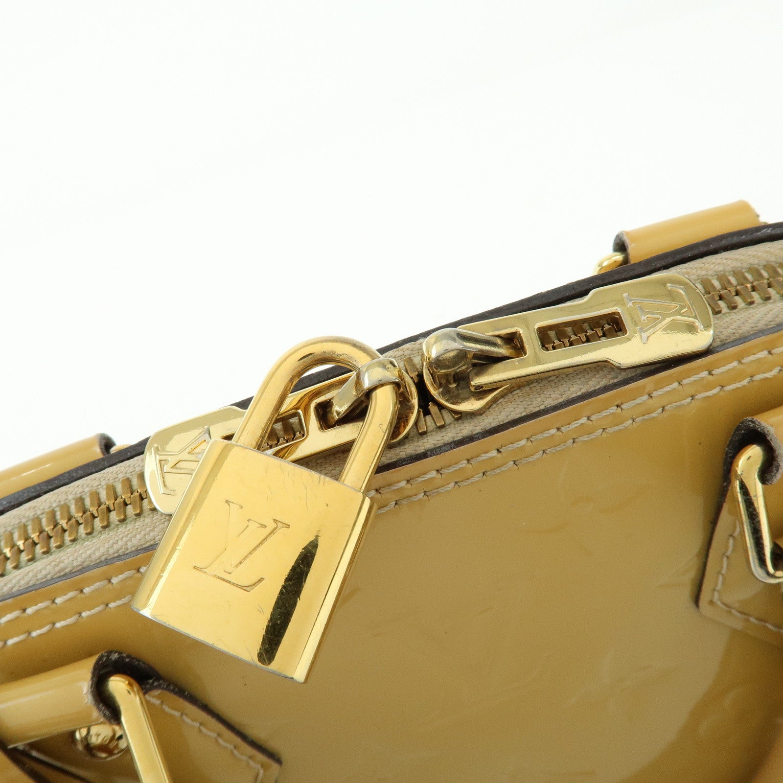 Louis Vuitton Monogram 2Way Vernis Alma BB Hand Shoulder Bag Beige