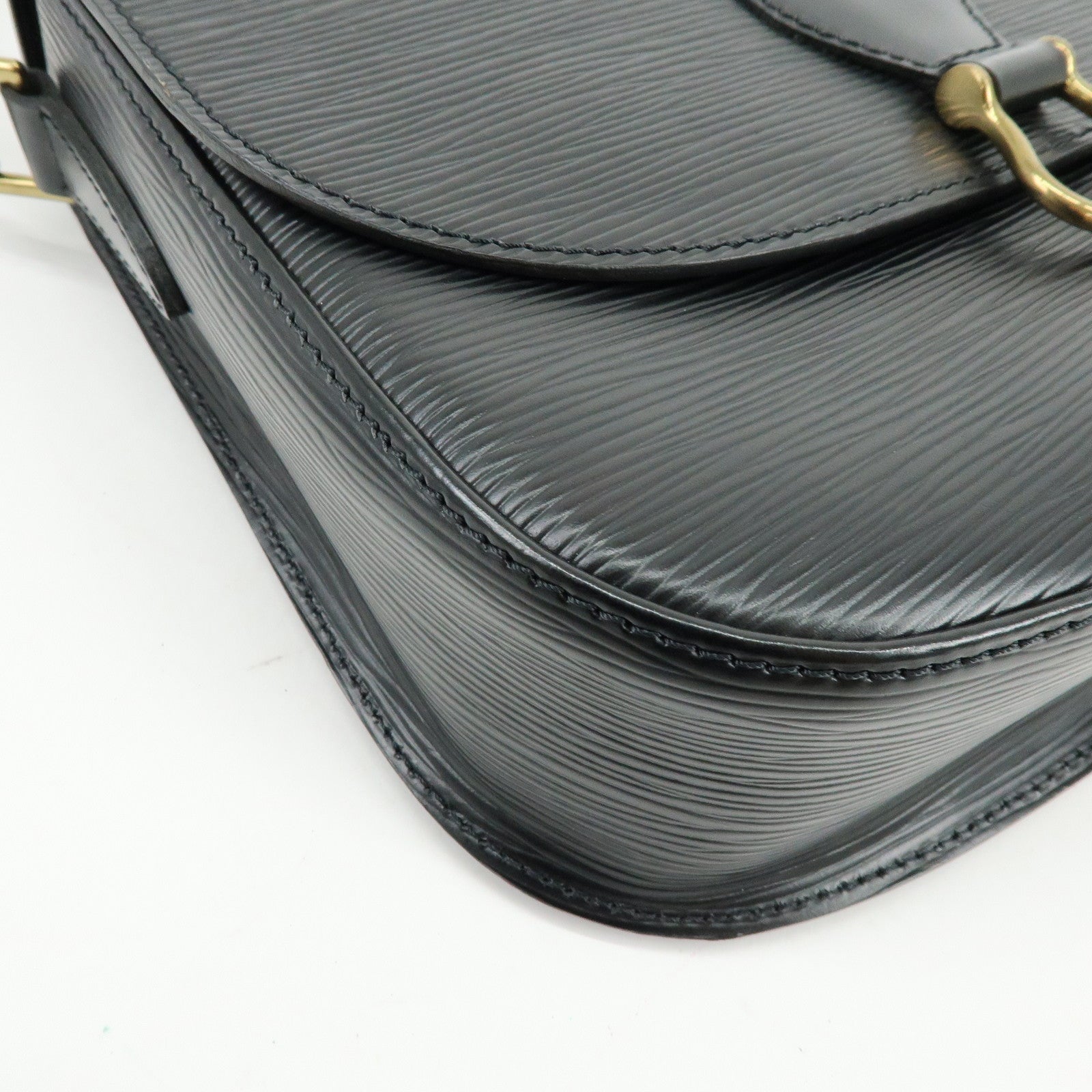 Louis Vuitton Epi Saint Cloud Shoulder Bag Black Noir M52192