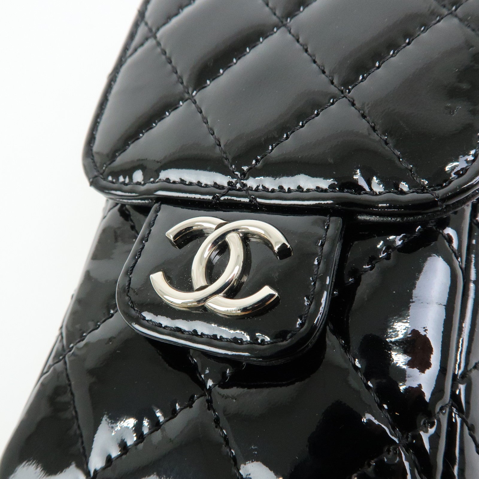 CHANEL Matelasse COCO Mark Patent Leather Phone Case Pouch Black