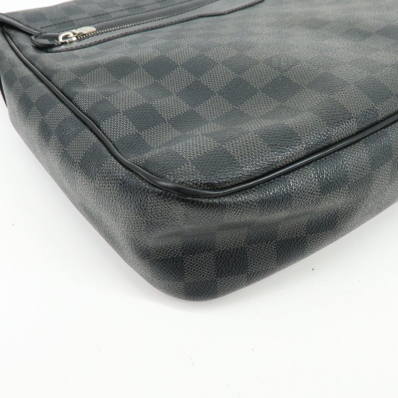 Louis Vuitton Damier Graphite Daniel MM Shoulder Bag N58029