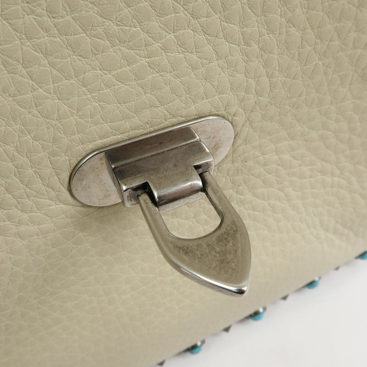 VALENTINO Rockstuds Rolling Guitar Strap Leather Shoulder Bag Ivory