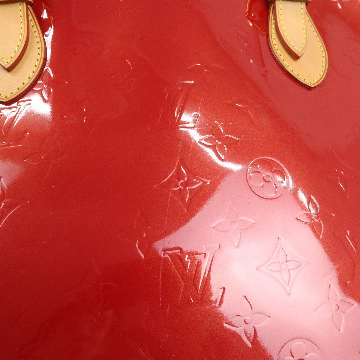Louis Vutton Monogram Vernis Brentwood Tote Bag Pomme D'amour M91989