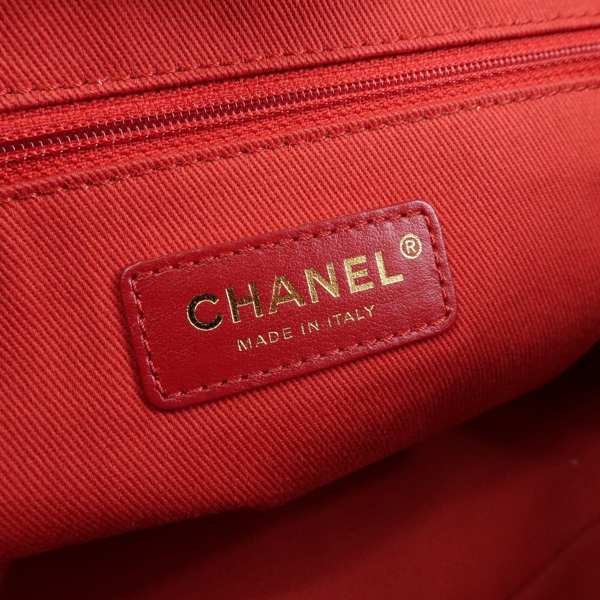 CHANEL Deauville MM Straw Canvas Leather Tote Shoulder Bag Red A67001