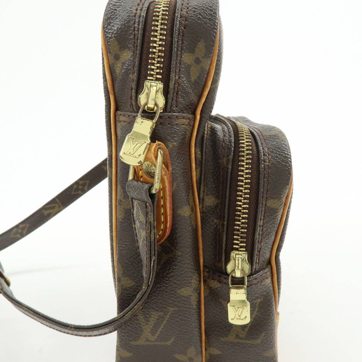 Louis Vuitton Monogram Amazone Shoulder Bag Crossbody Bag Brown M45236