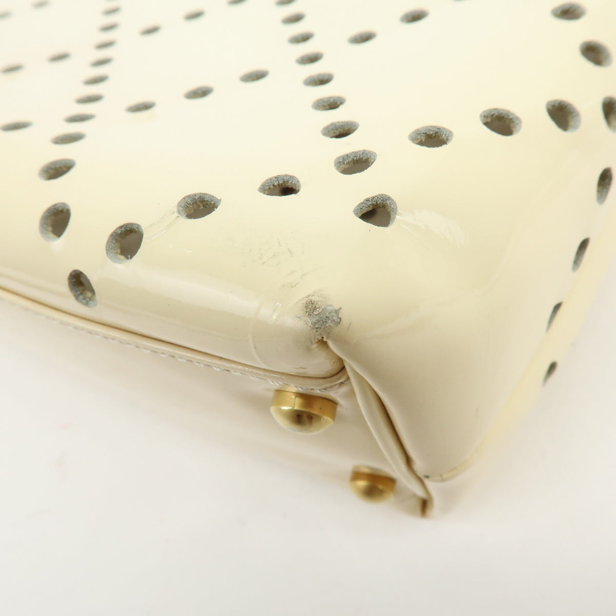 CHANEL COCO Mark Perforated Patent Leather Chain Shoulder Bag Ivory