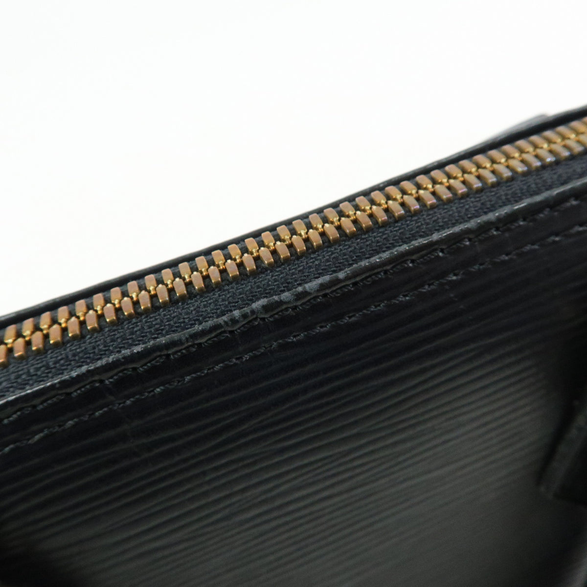 Louis Vuitton Epi Alma Leather Hand Bag Noir Black M52142