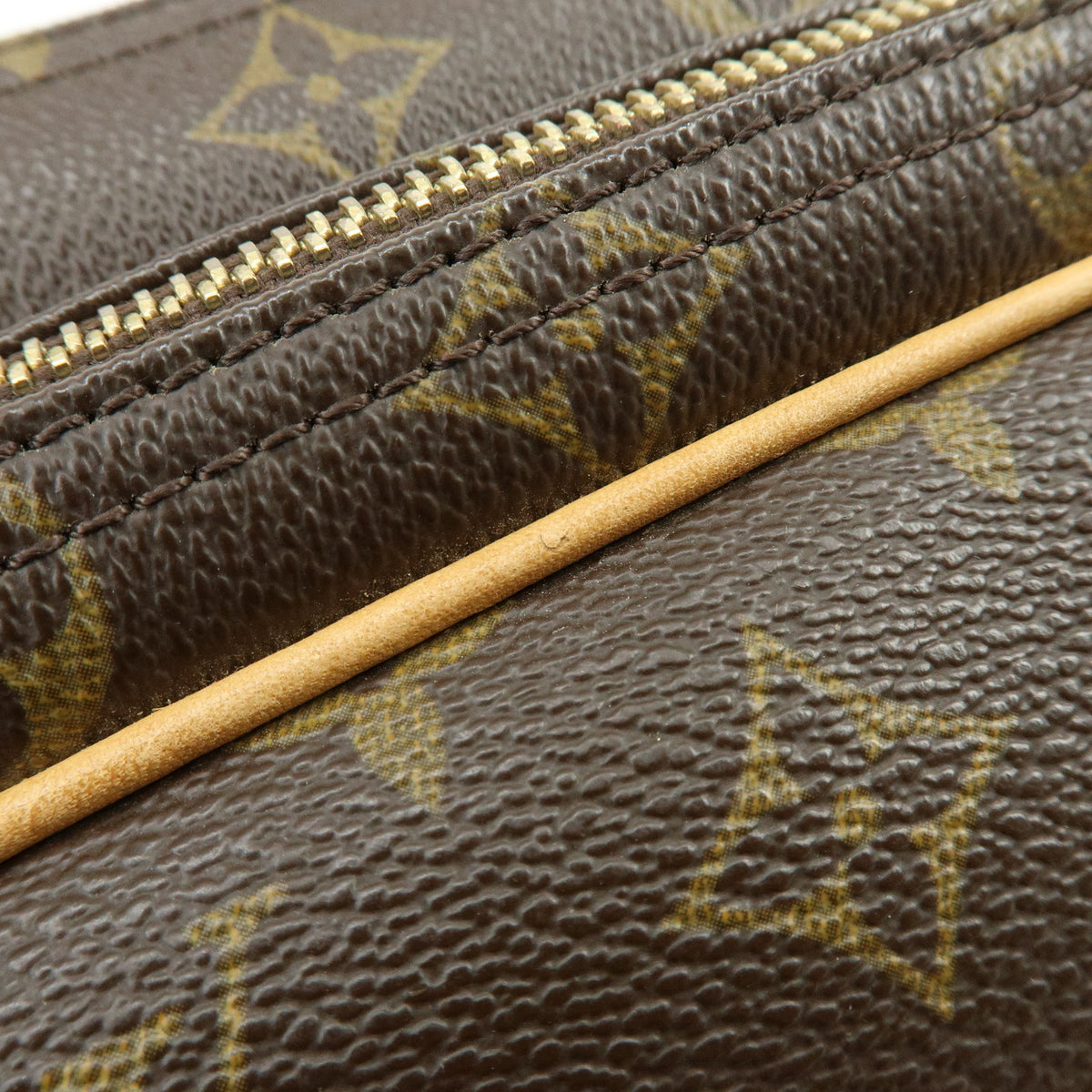 Louis Vuitton Monogram Reporter PM Shoulder Crossbody Bag Brown M45254