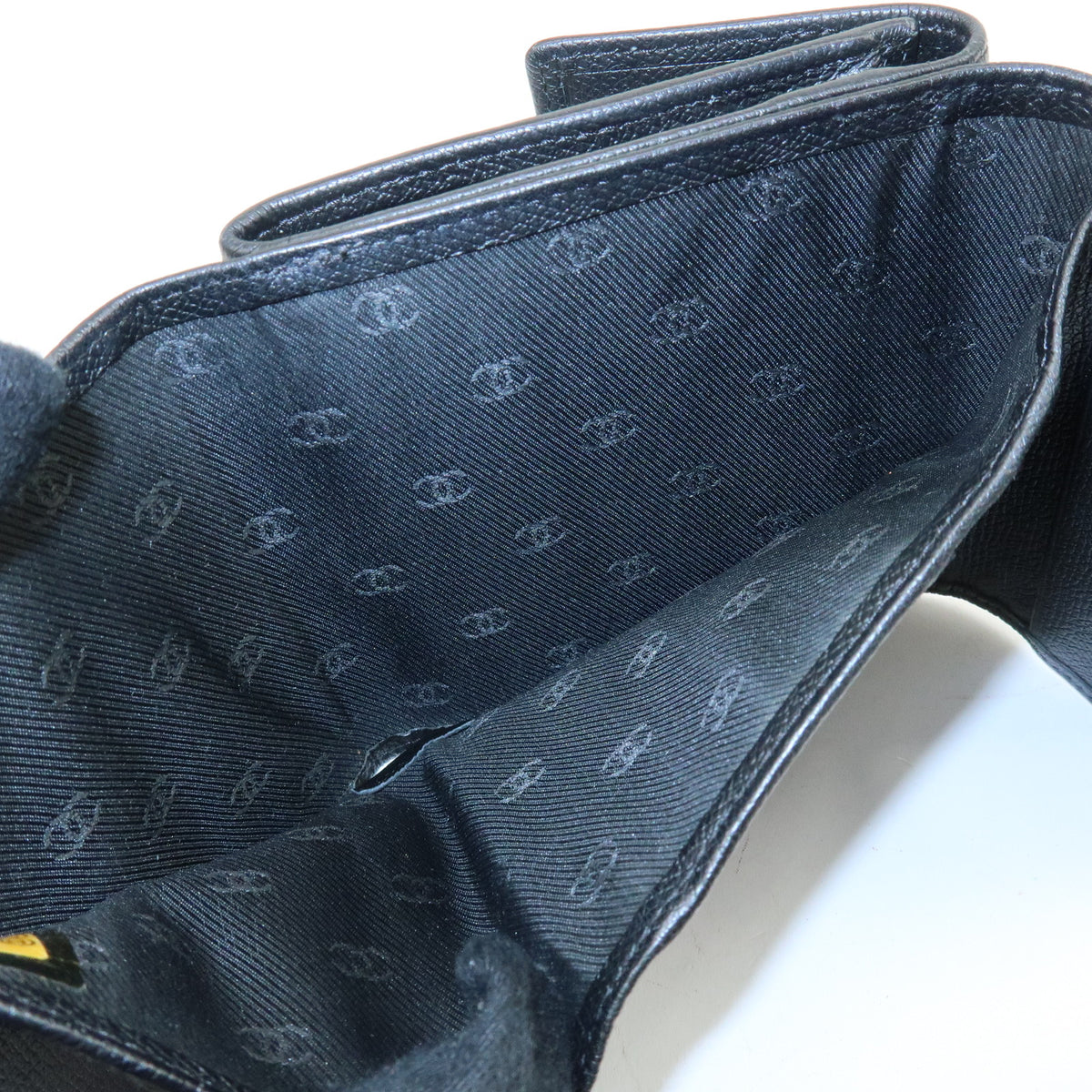 CHANEL COCO Button Calf Skin W Hook Compact Wallet Black A20902