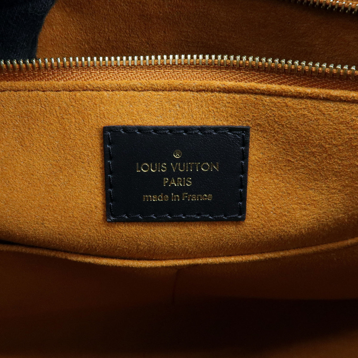 Louis Vuitton Monogram Empreinte On The Go MM Hand Bag Noir M45595