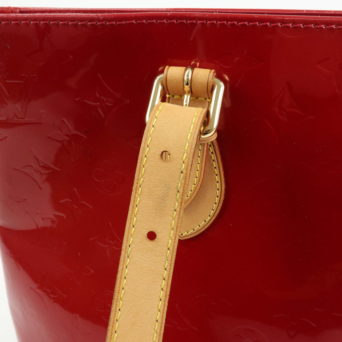 Louis Vutton Monogram Vernis Brentwood Tote Bag Pomme D'amour M91989
