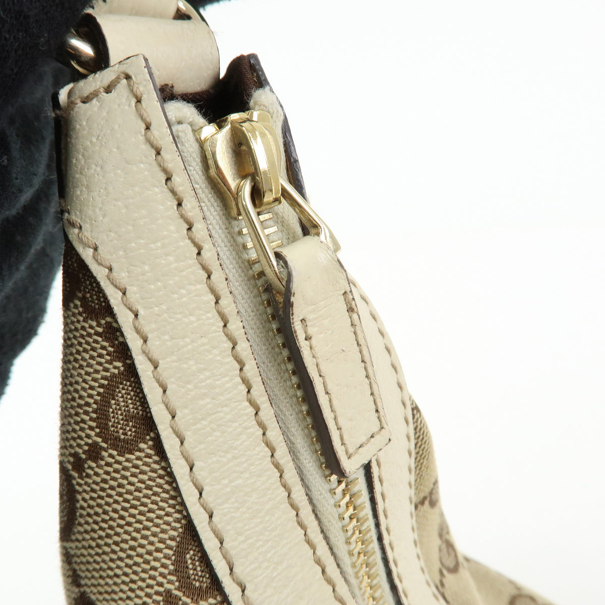 GUCCI GG Canvas Leather Shoulder Bag Hand Bag Beige White 153010