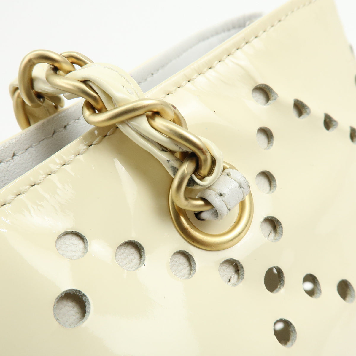 CHANEL COCO Mark Perforated Patent Leather Chain Shoulder Bag Ivory