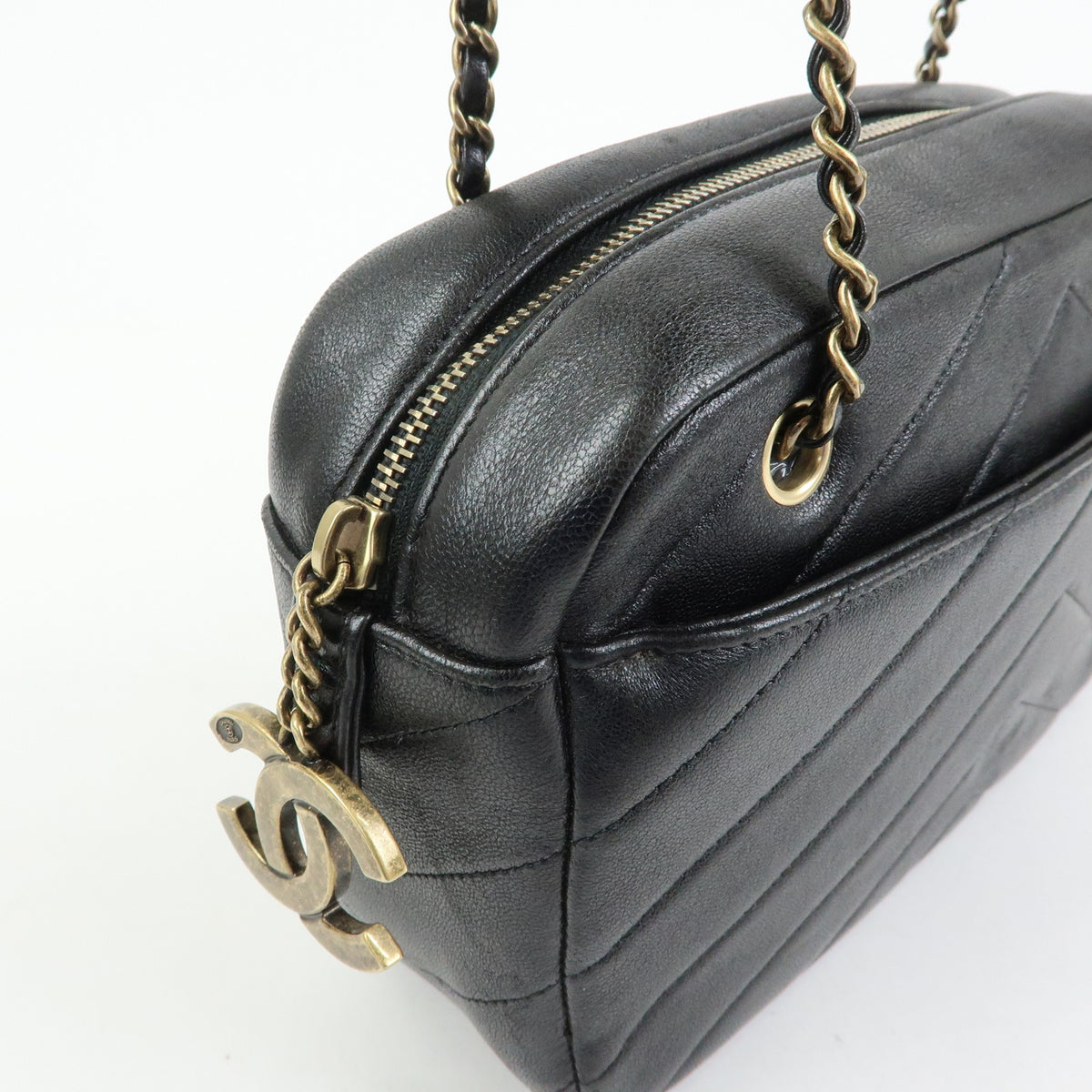 CHANEL Chevron Calf Leather Chain Shoulder Crossbody Bag Balck