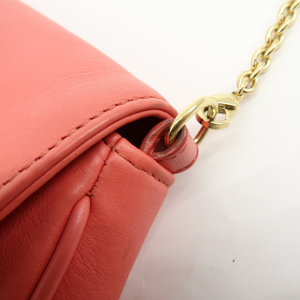 FENDI Leather Chain Shoulder Bag Purse Crossbody Bag Pink 8M0276