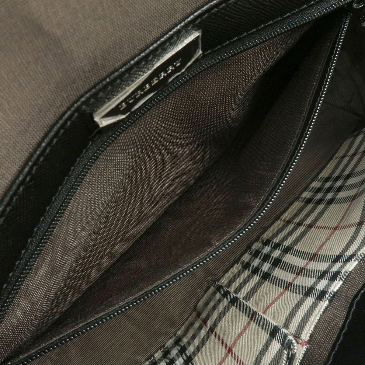 BURBERRY Logo Plate Leather Shoulder Bag Hand Bag Black
