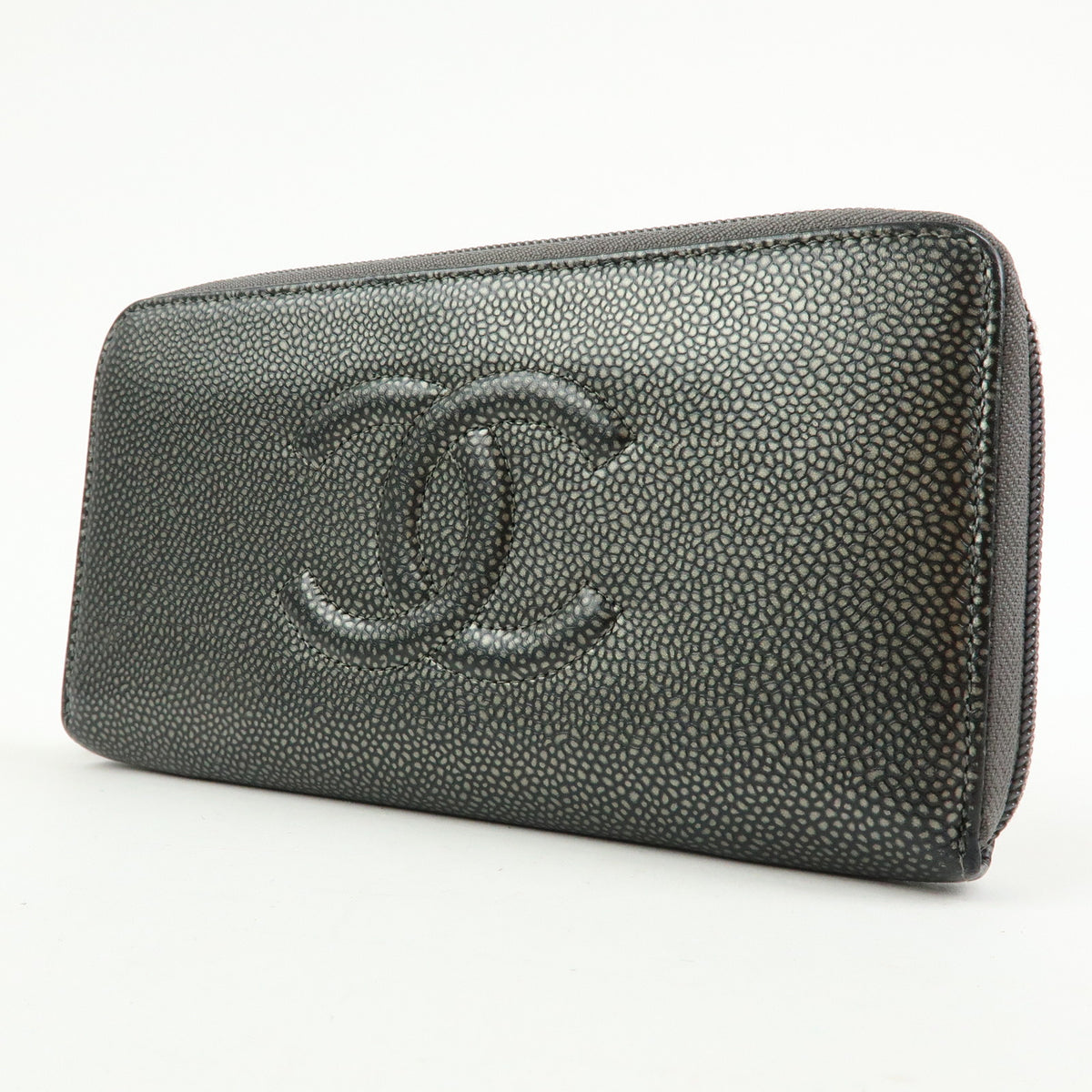 CHANEL COCO Mark Caviarskin Round Zippy Wallet Metallic Gray