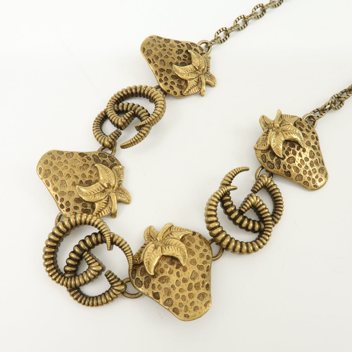 GUCCI GG Metal Strawberry Motif Chain Belt Gold