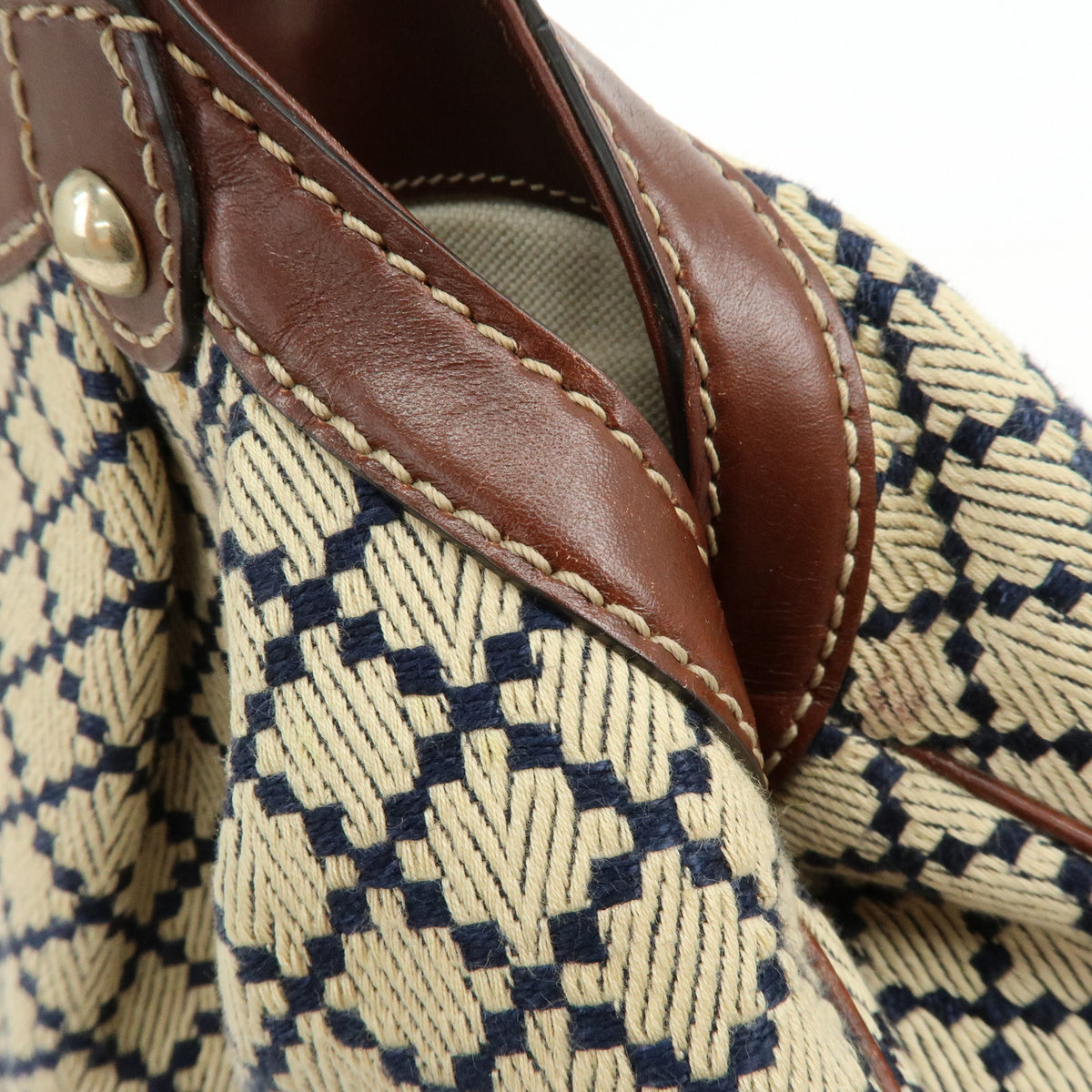 GUCCI Sukey Diamante Interlocking G GG Canvas Leather Hand Bag 211944