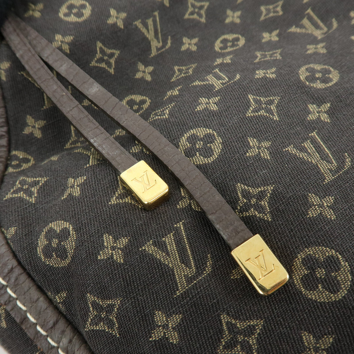 Louis Vuitton Monogram Mini Lin Manon MM Shoulder Bag Ebene M95619