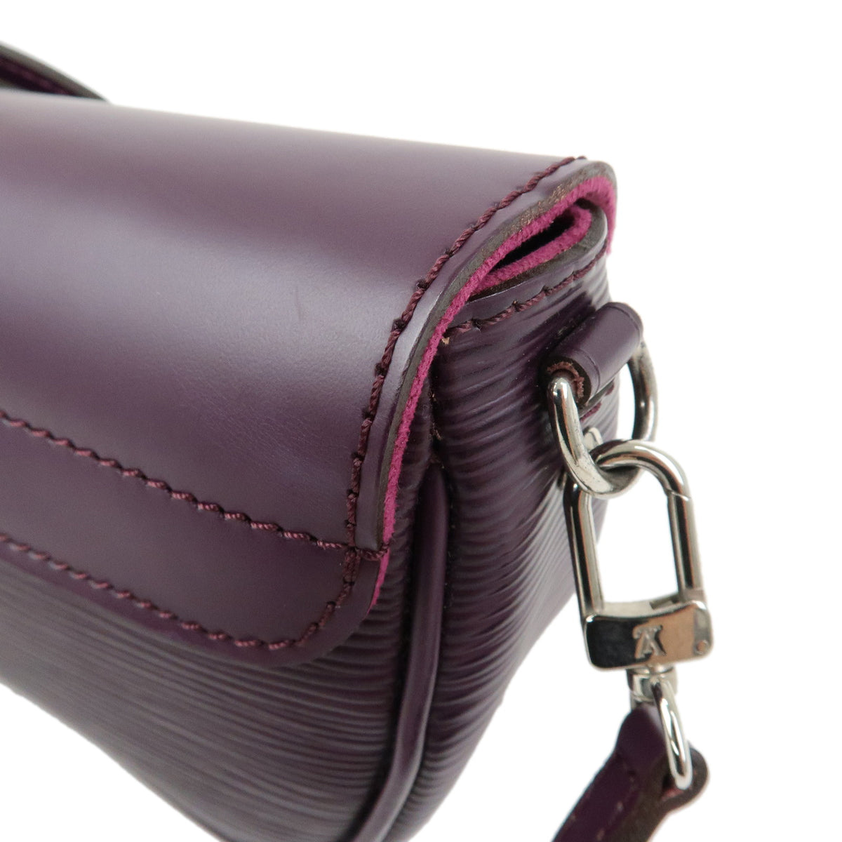 Louis Vuitton Epi Leather Pochette Montaigne Shoulder Bag Cassis M5929K