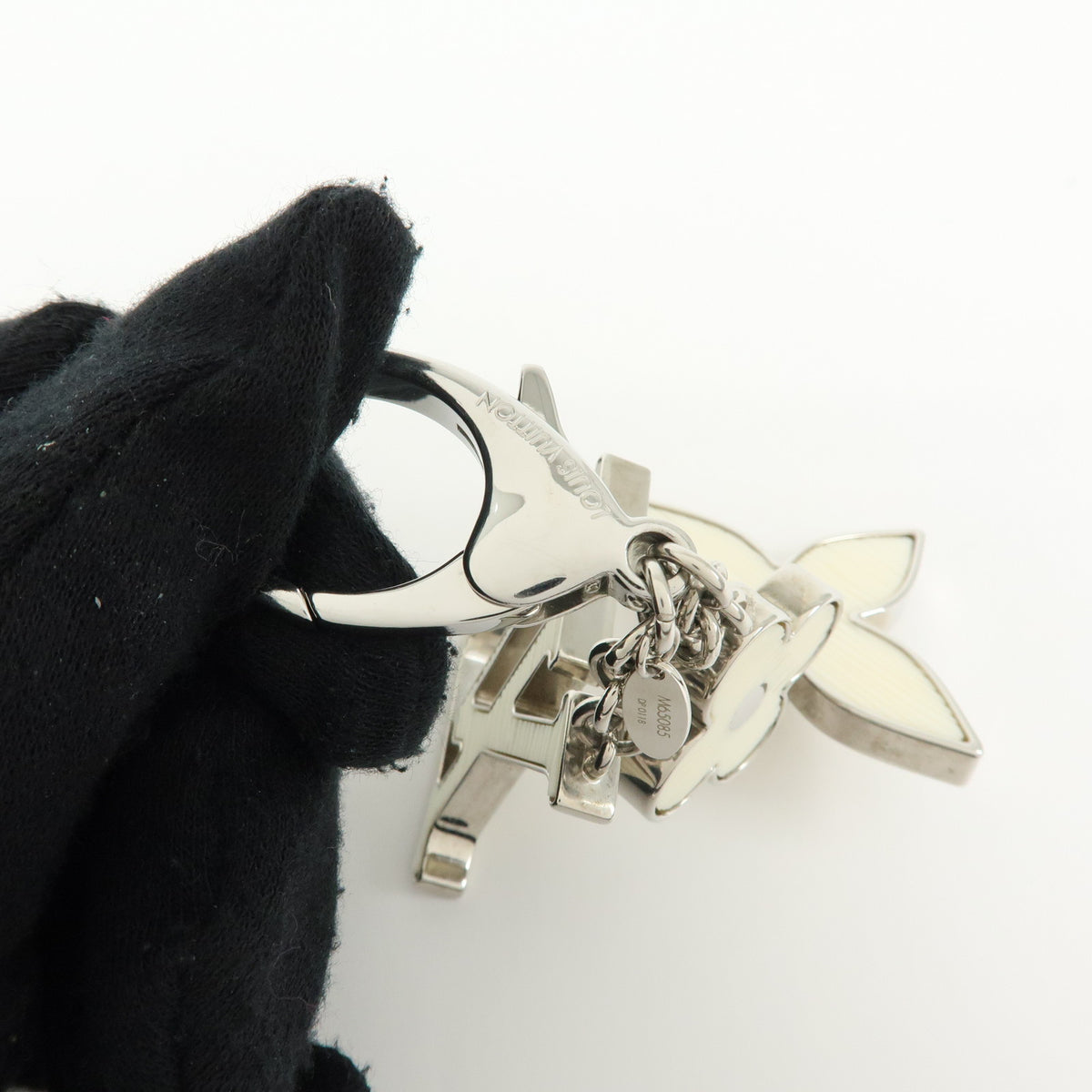 Louis Vuitton Bijoux Sac Fleur de Epi Bag Charm Key Holder White M65085