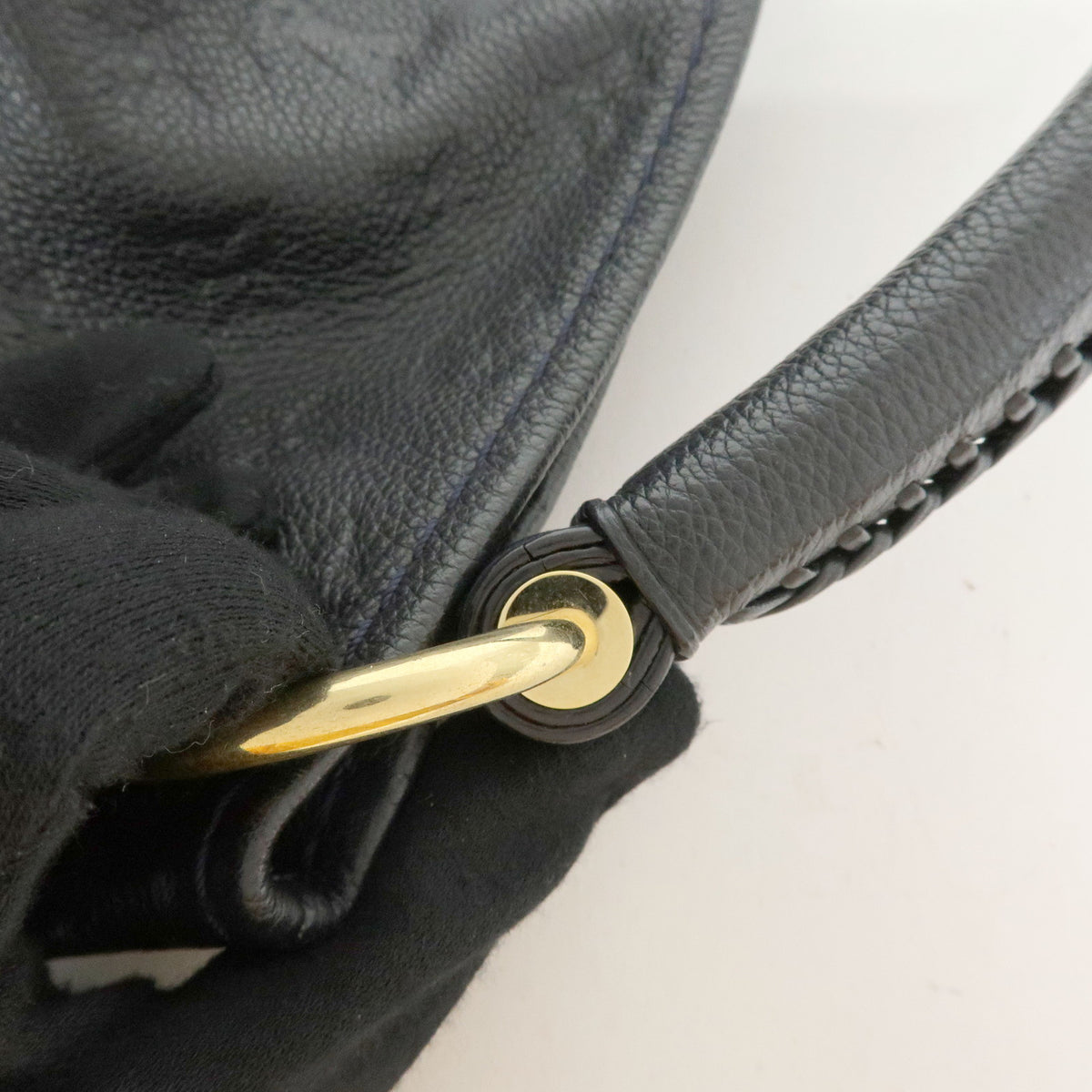 Louis Vuitton Monogram Empreinte Artsy MM Shoulder Bag M93448