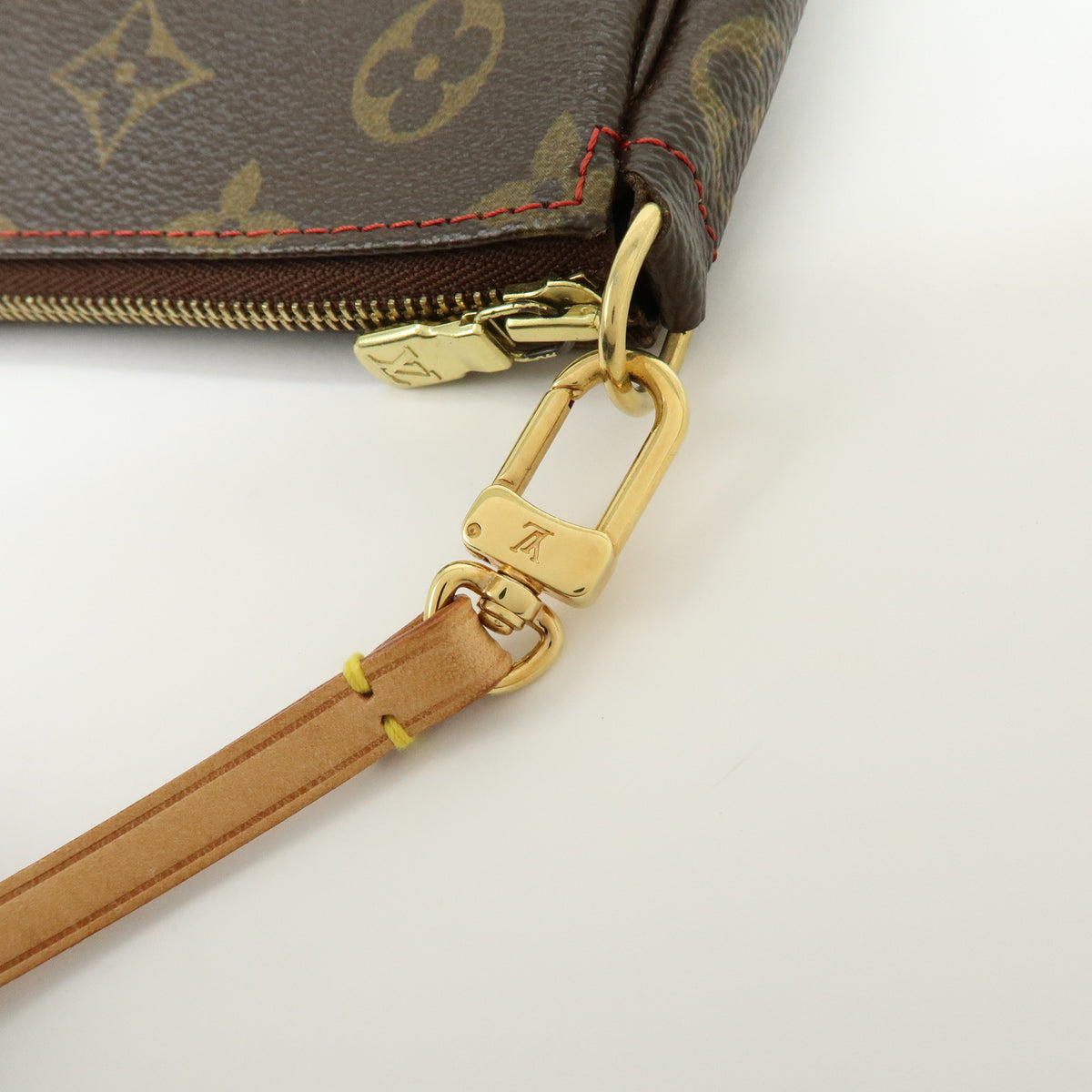 Louis Vuitton Monogram Cherry Pochette Accessoires Pouch M95008