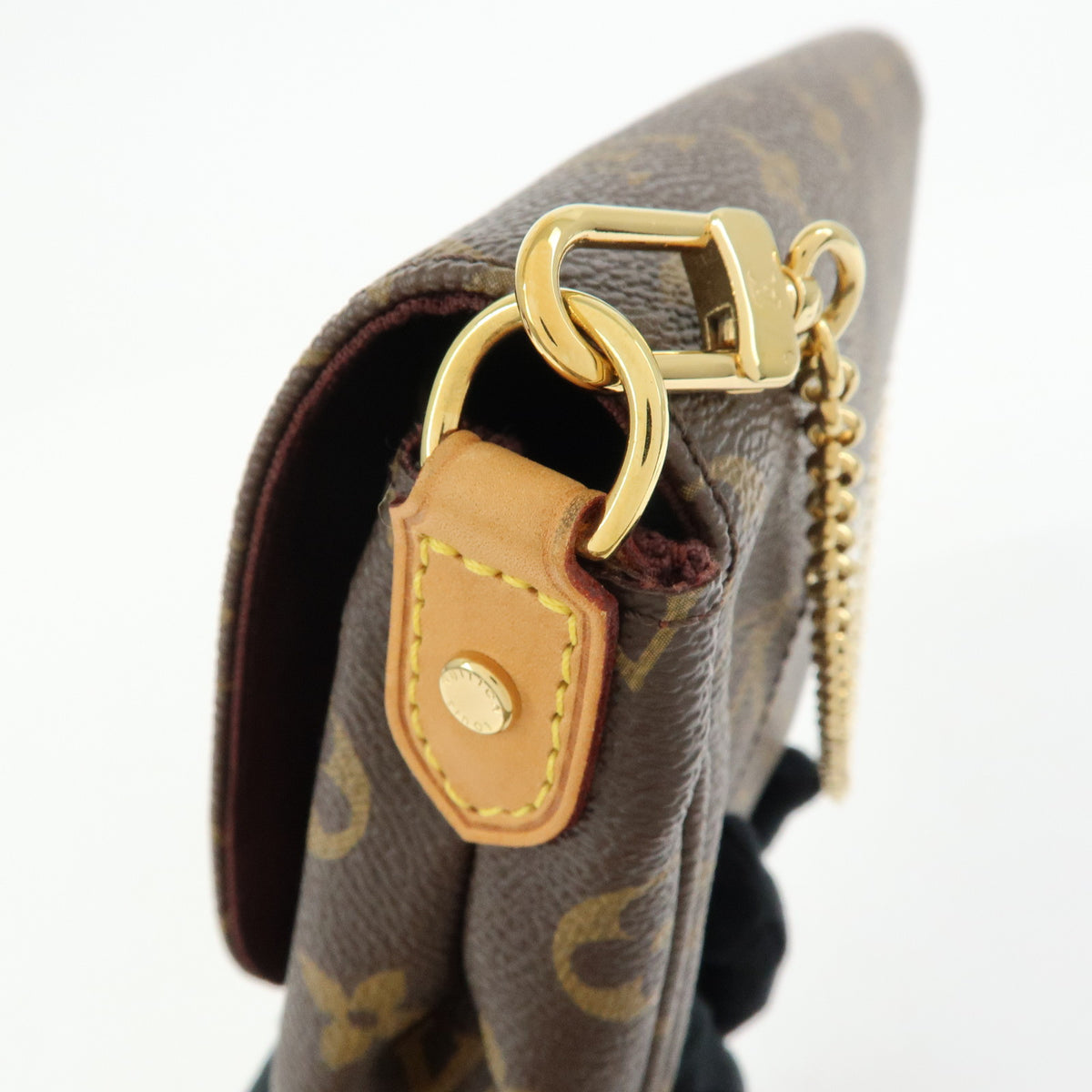 Louis Vuitton Monogram Favorite MM Shoulder Bag Brown M40718