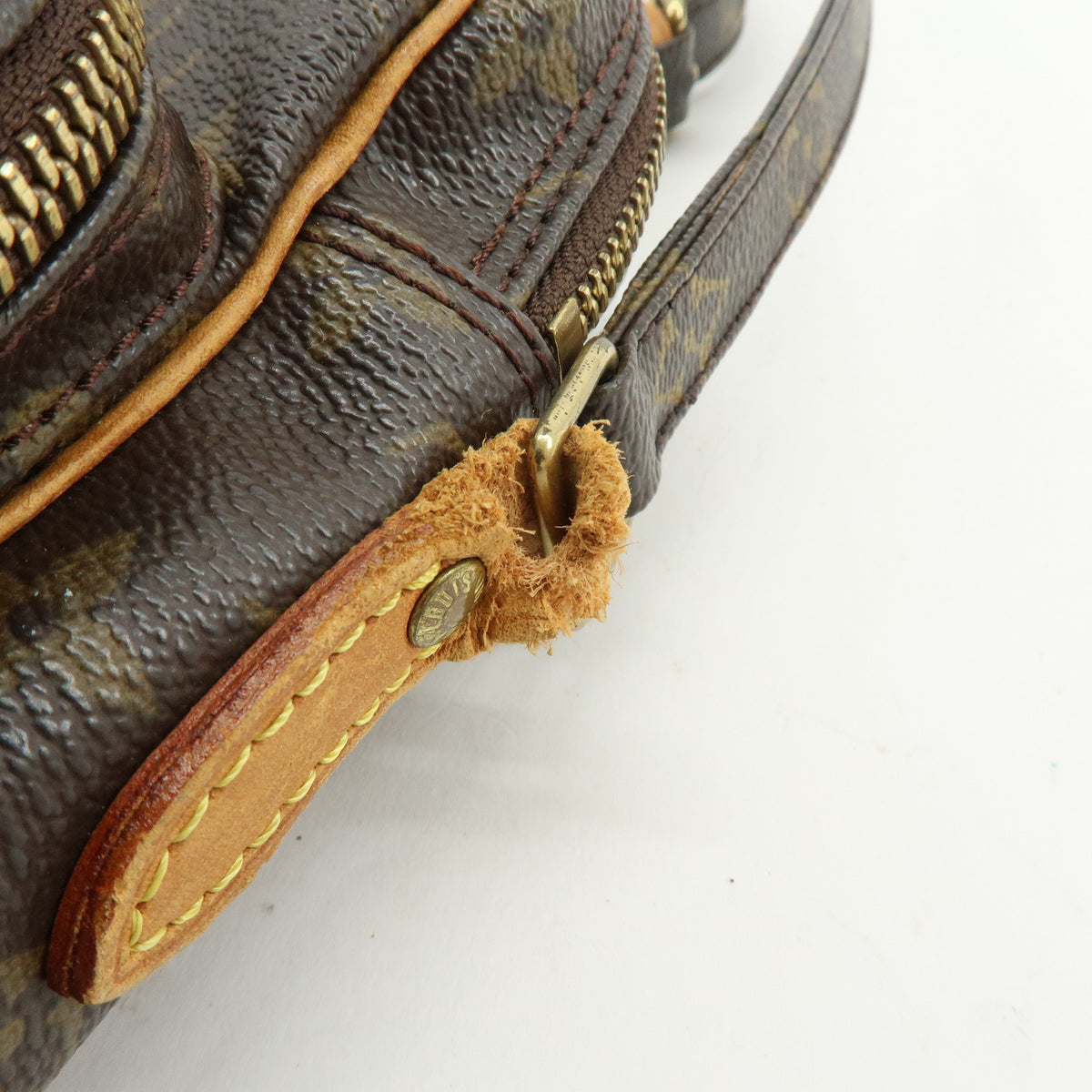 Louis Vuitton Monogram Amazone Shoulder Bag Crossbody Bag Brown M45236