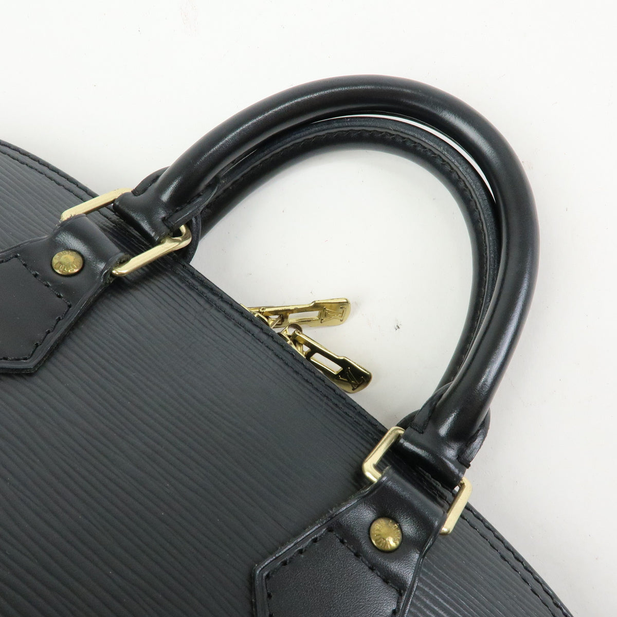 Louis Vuitton Epi Alma Leather Hand Bag Noir Black M52142
