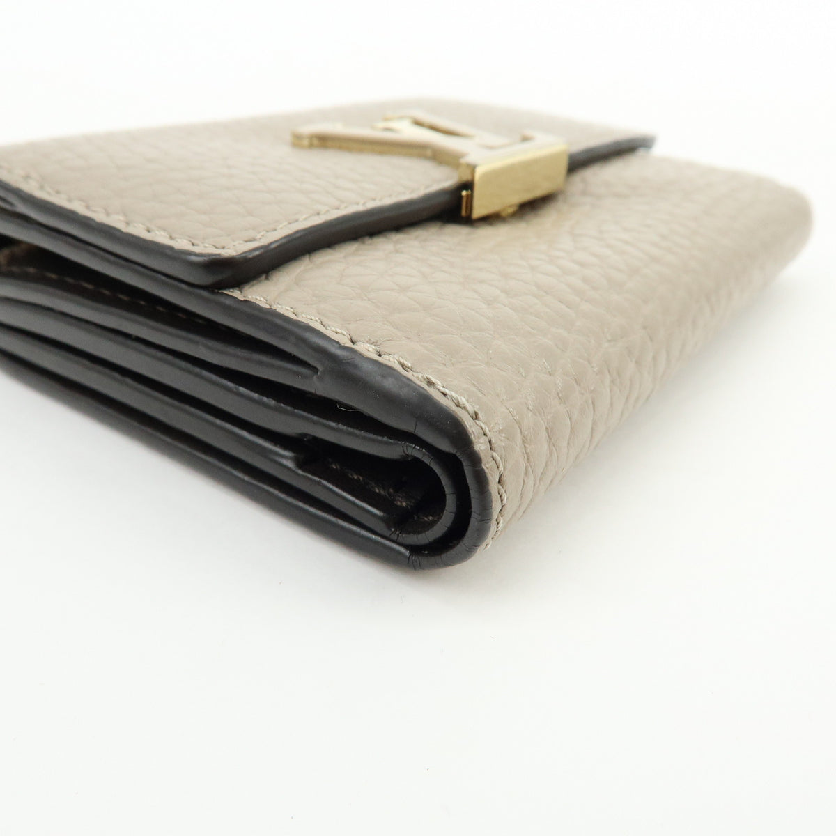 Louis Vuitton Portefeuille Capcines Galet Compact Wallet Galet M68747