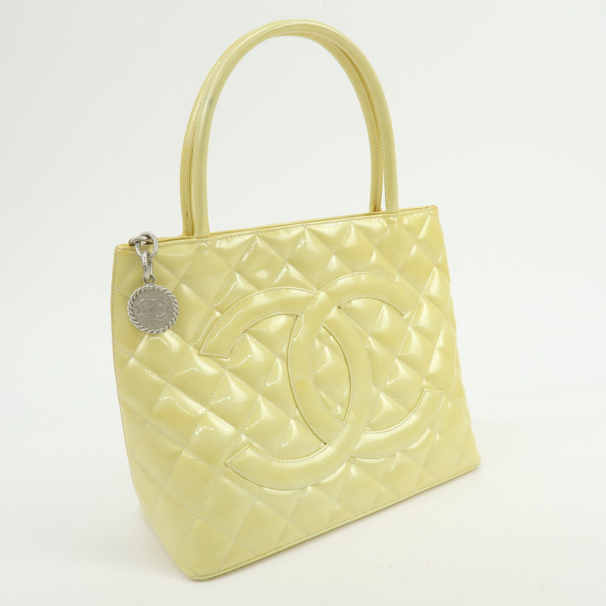 CHANEL Medallion Matelasse COCO Mark Patent Leather Hand Bag A01804
