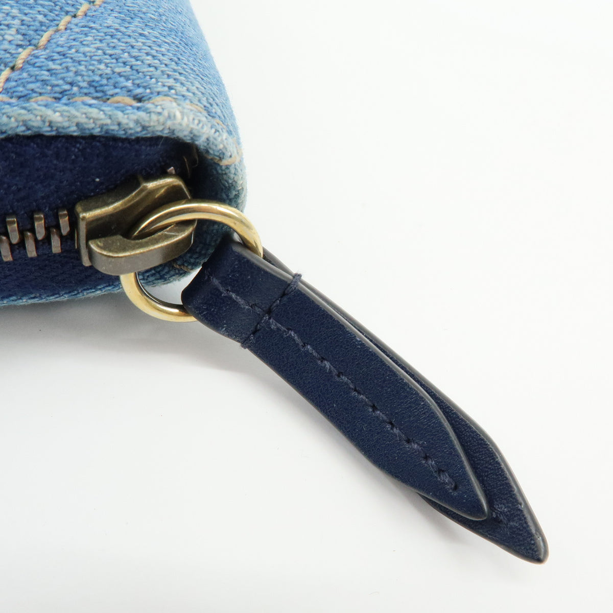 GUCCI GG Marmont Double G Denim Leather Round Zippy Wallet Blue 443123