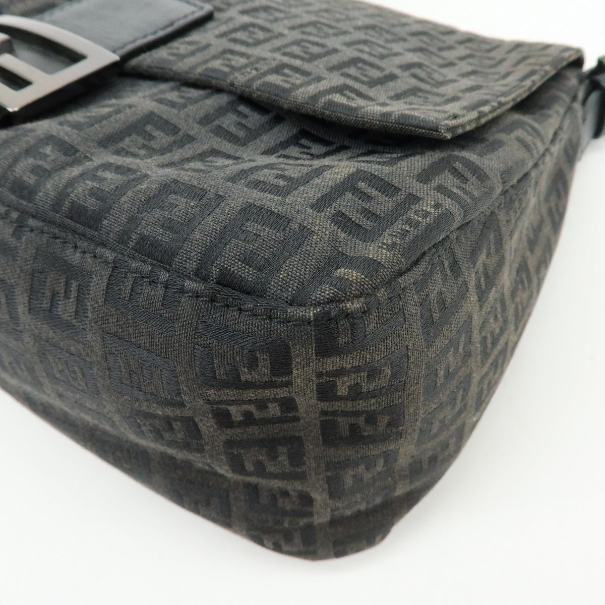 FENDI Mamma Baguette Zucchino Canvas Leather Shoulder Bag Black 8BR001