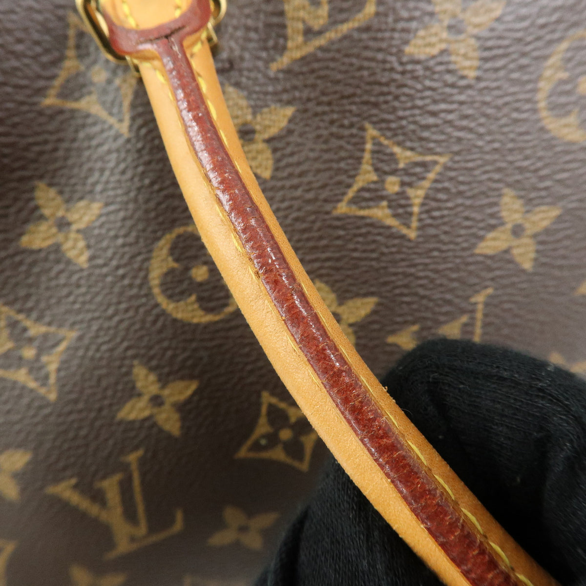 Louis Vuitton Monogram Pallas MM 2Way Bag Hand Bag Saffron M40929