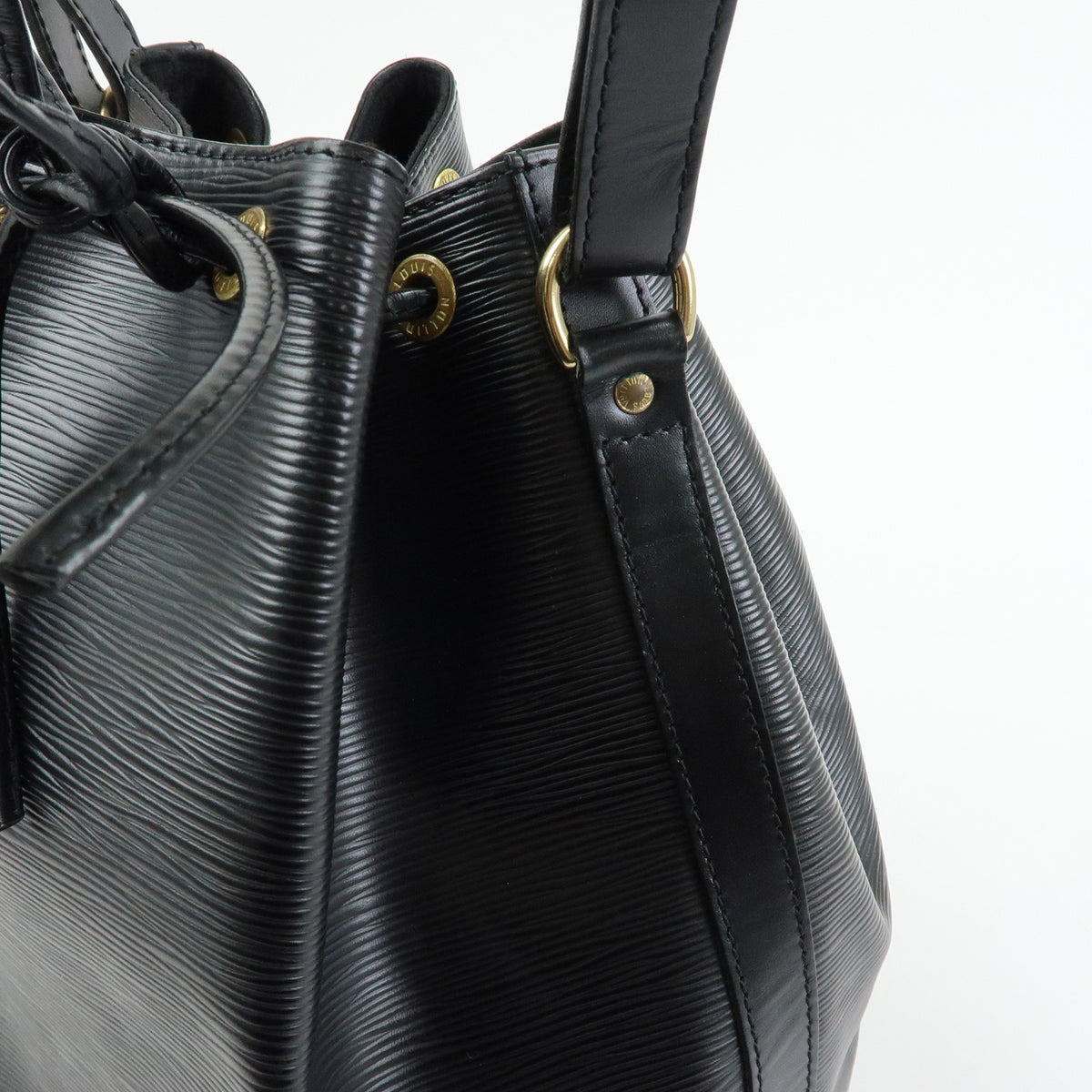 Louis Vuitton Epi Noe Leather Shoulder Bag Hand Bag Noir Black M59002