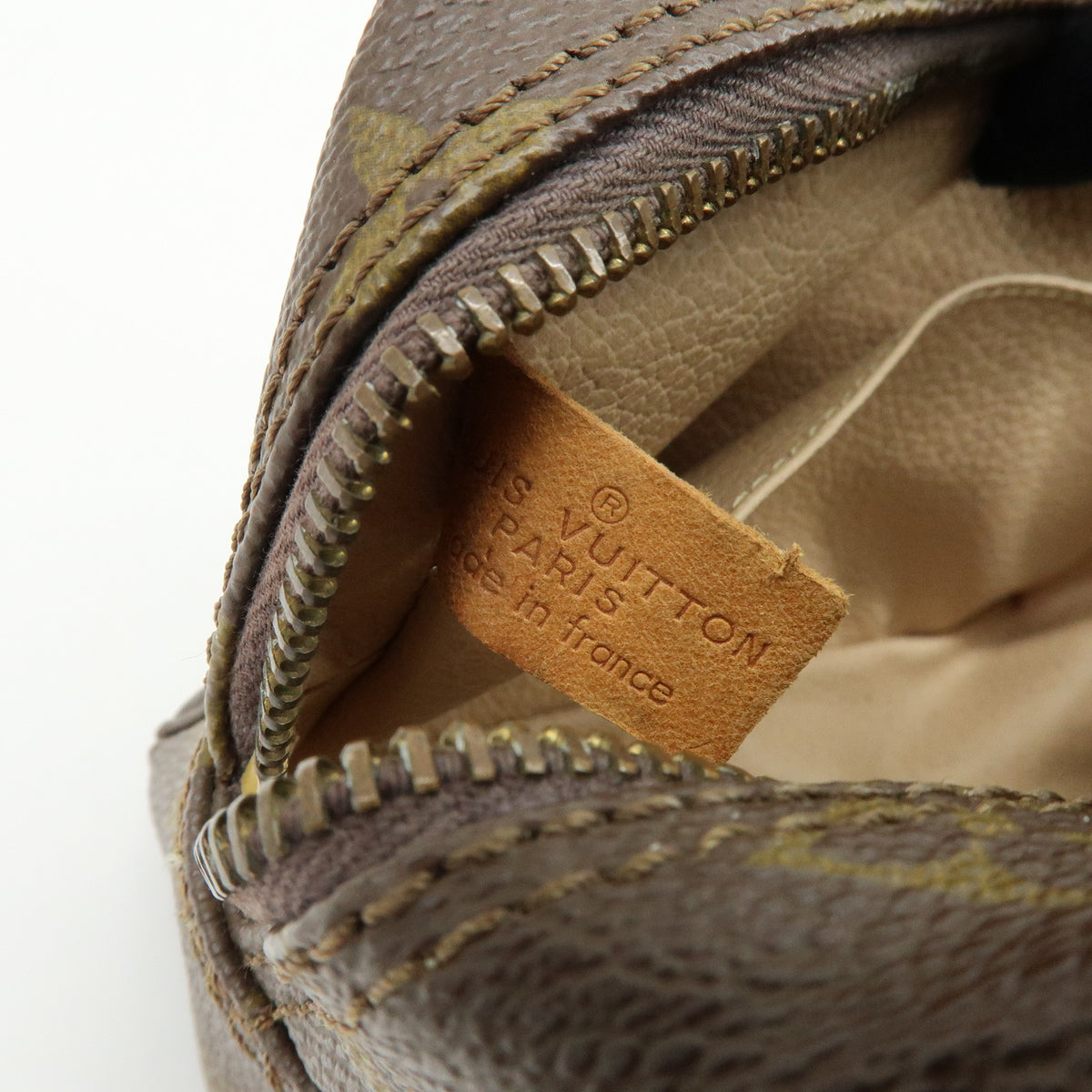 Louis Vuitton Monogram Trousse Toilette 18 Pouch Brown M47526