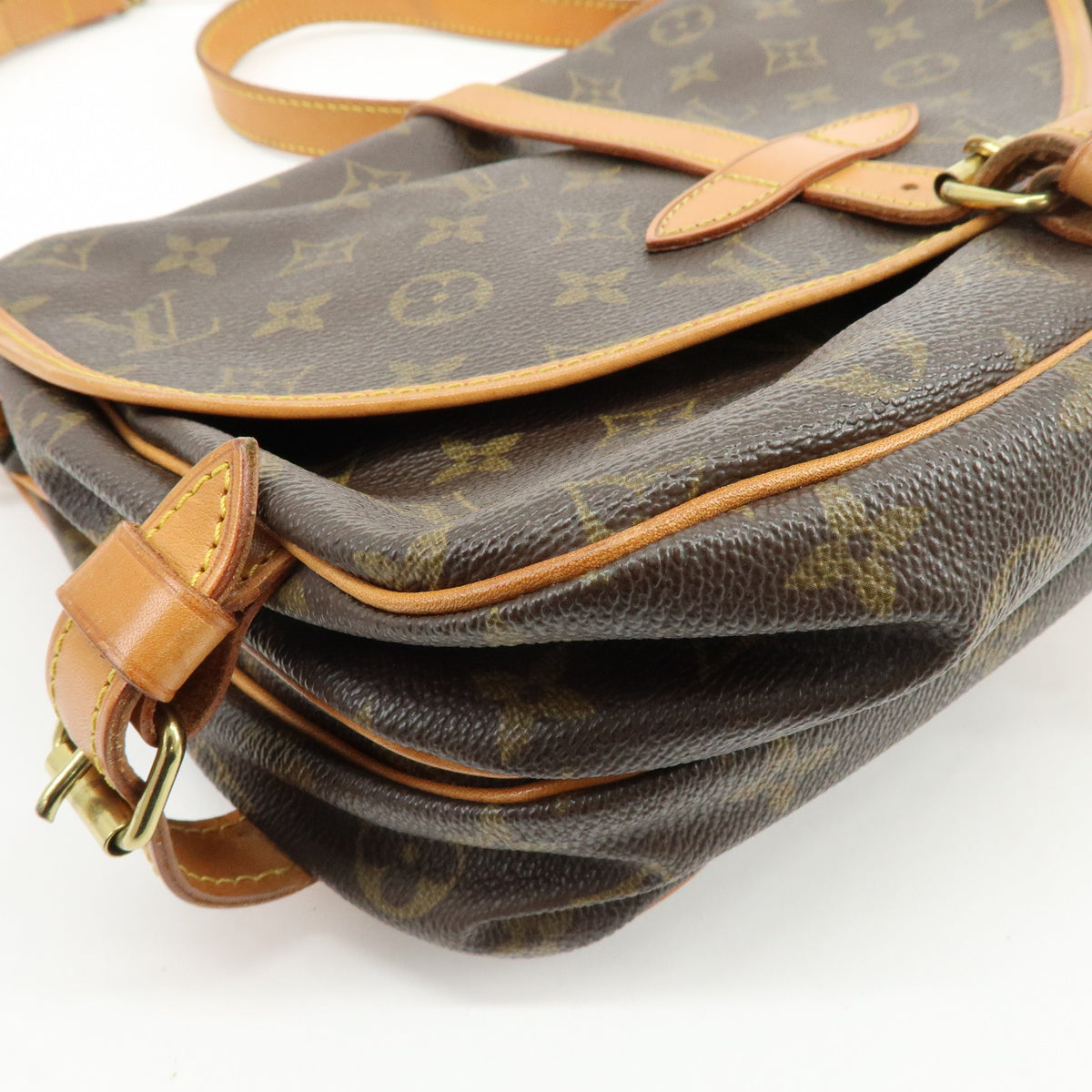Louis Vuitton Monogram Saumur 30 Canvas Shoulder Leather Bag M42256