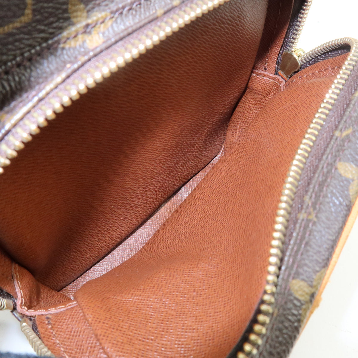 Louis Vuitton Monogram Amazone Shoulder Bag Crossbody Bag M45236