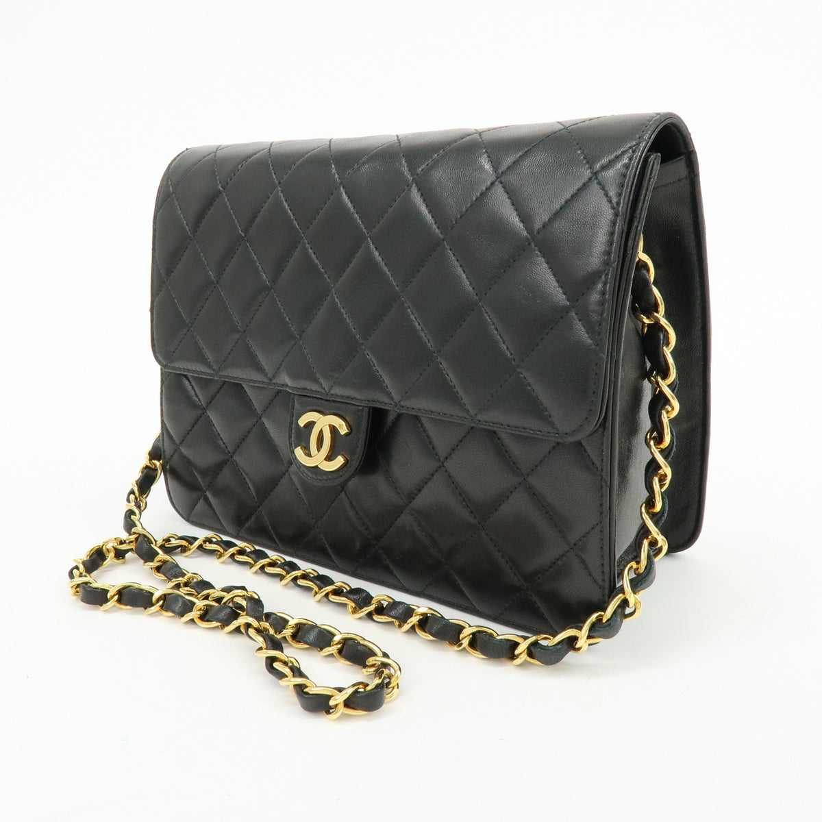CHANEL Matelasse Lamb Skin Chain Shoulder Bag Black Gold