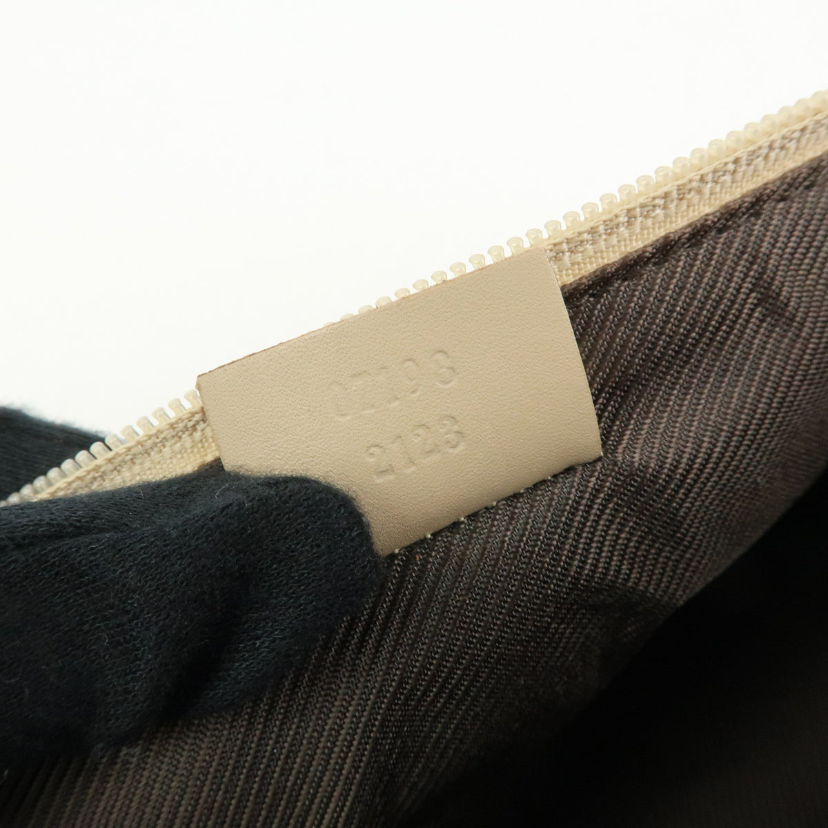 GUCCI Boat Bag GG Canvas Hand Bag Accessory Pouch Beige 07198