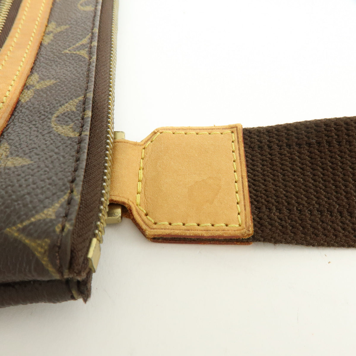 Louis Vuitton Monogram Pochette Bosphore Shoulder Bag M40044