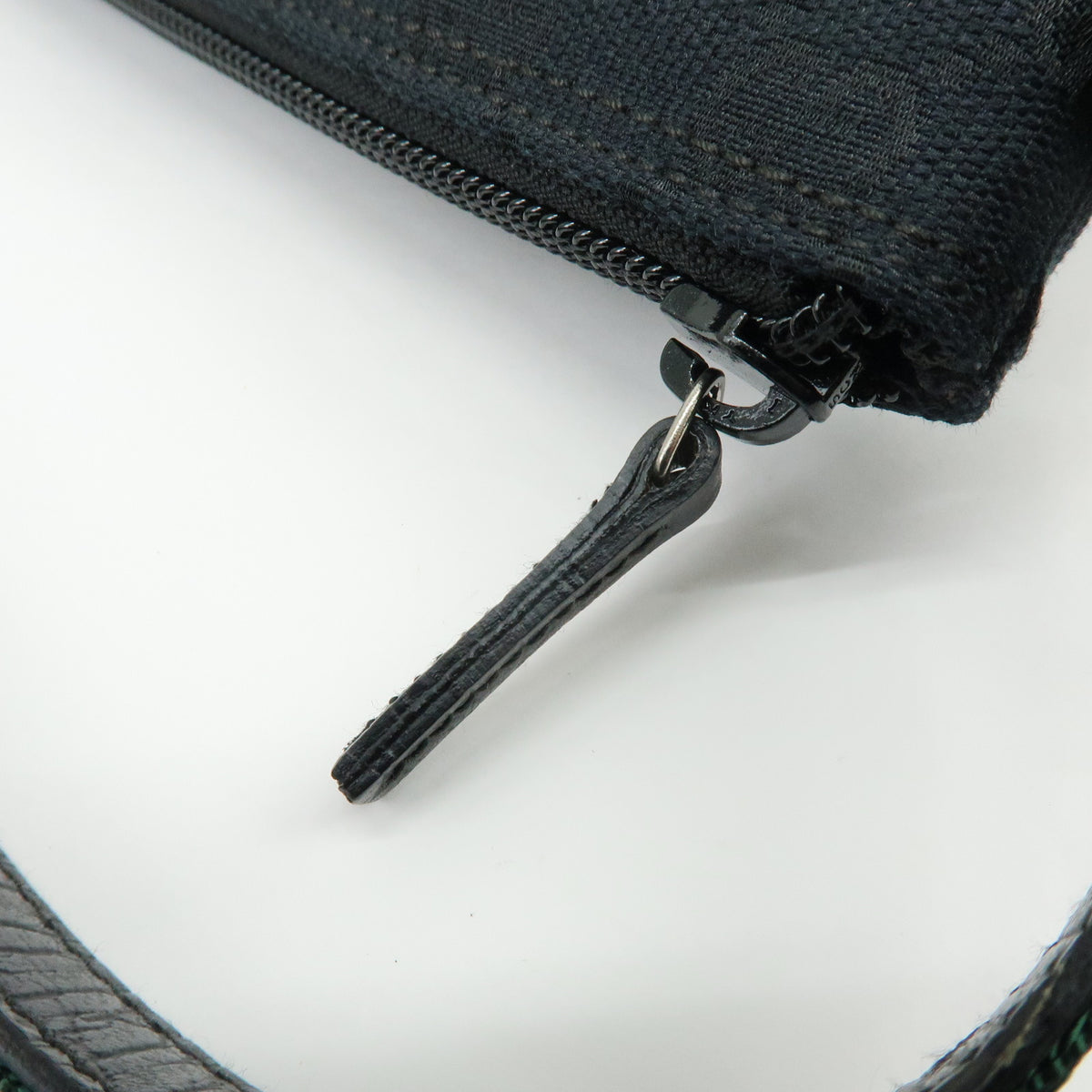 GUCCI Boat Bag Sherry GG Canvas Leather Hand Bag Pouch Black 141809